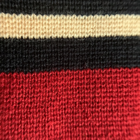 American Eagle Outfitting Sweater - Picture 3 of 4